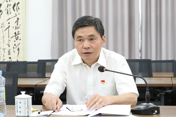 校党委书记蔡付斌